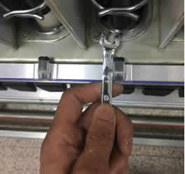 Photoelectric single ingot detection system